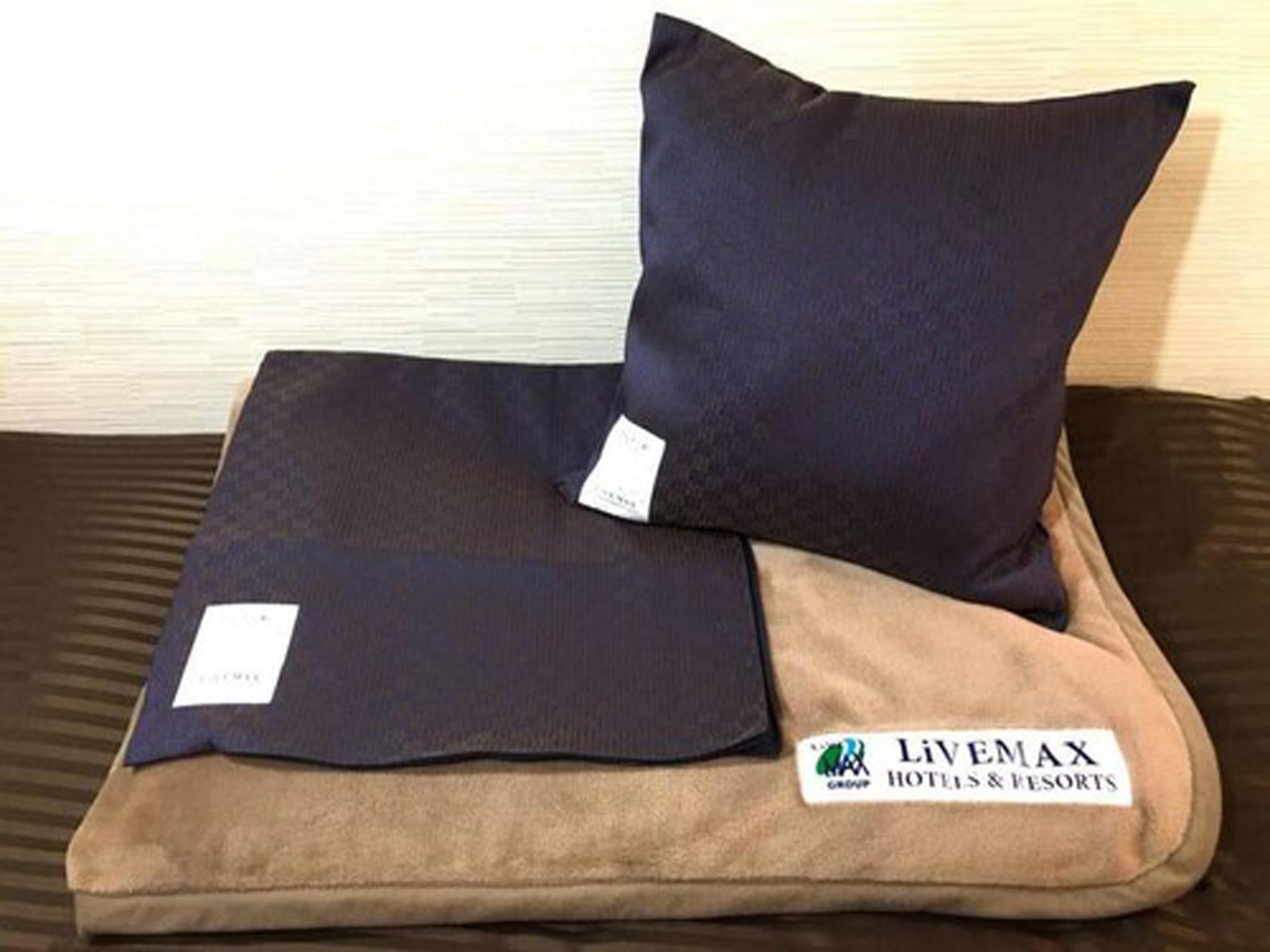 Hotel Livemax Budget Iyo Mishima Shikokuchuo Exteriör bild