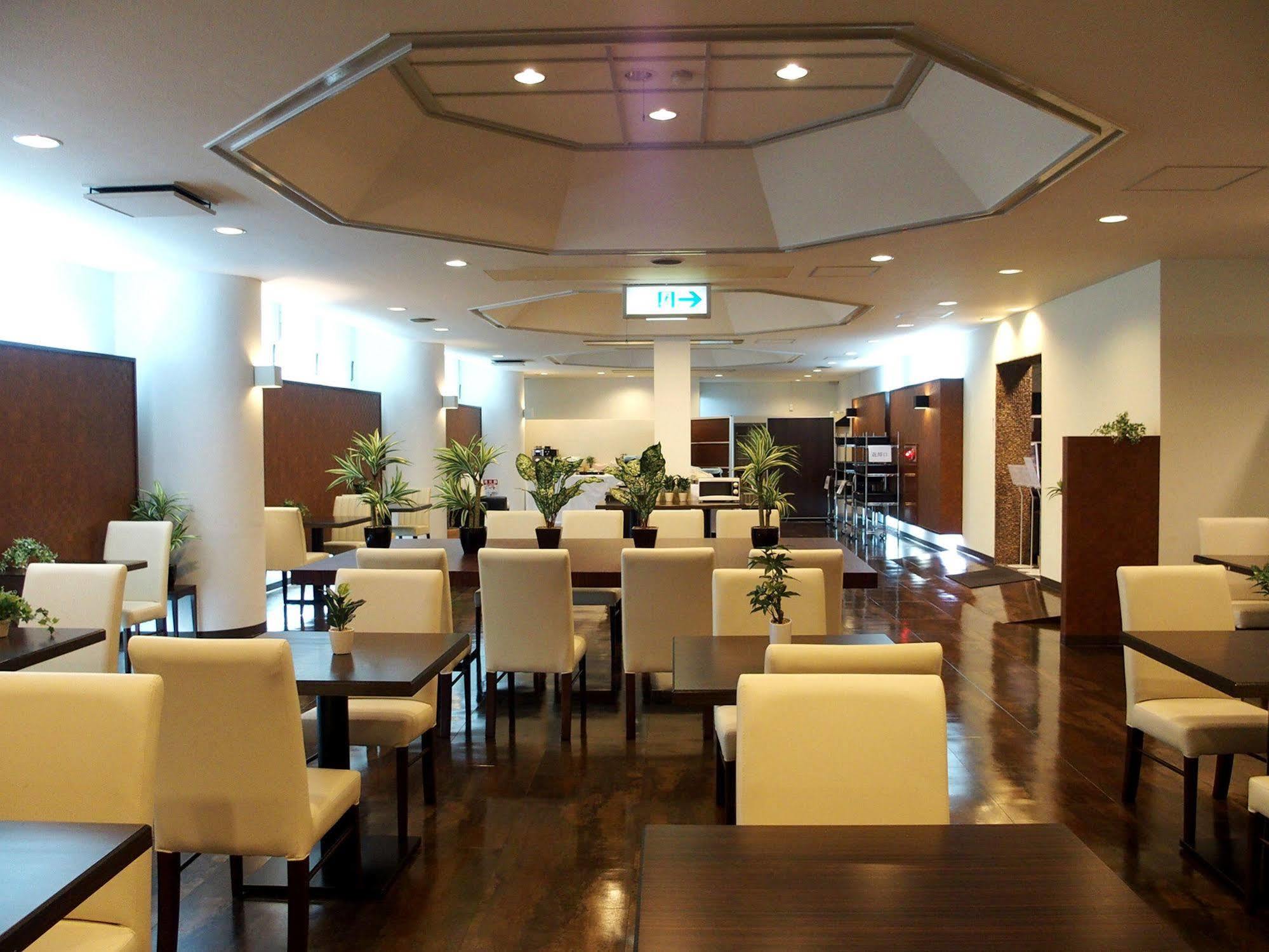 Hotel Livemax Budget Iyo Mishima Shikokuchuo Exteriör bild