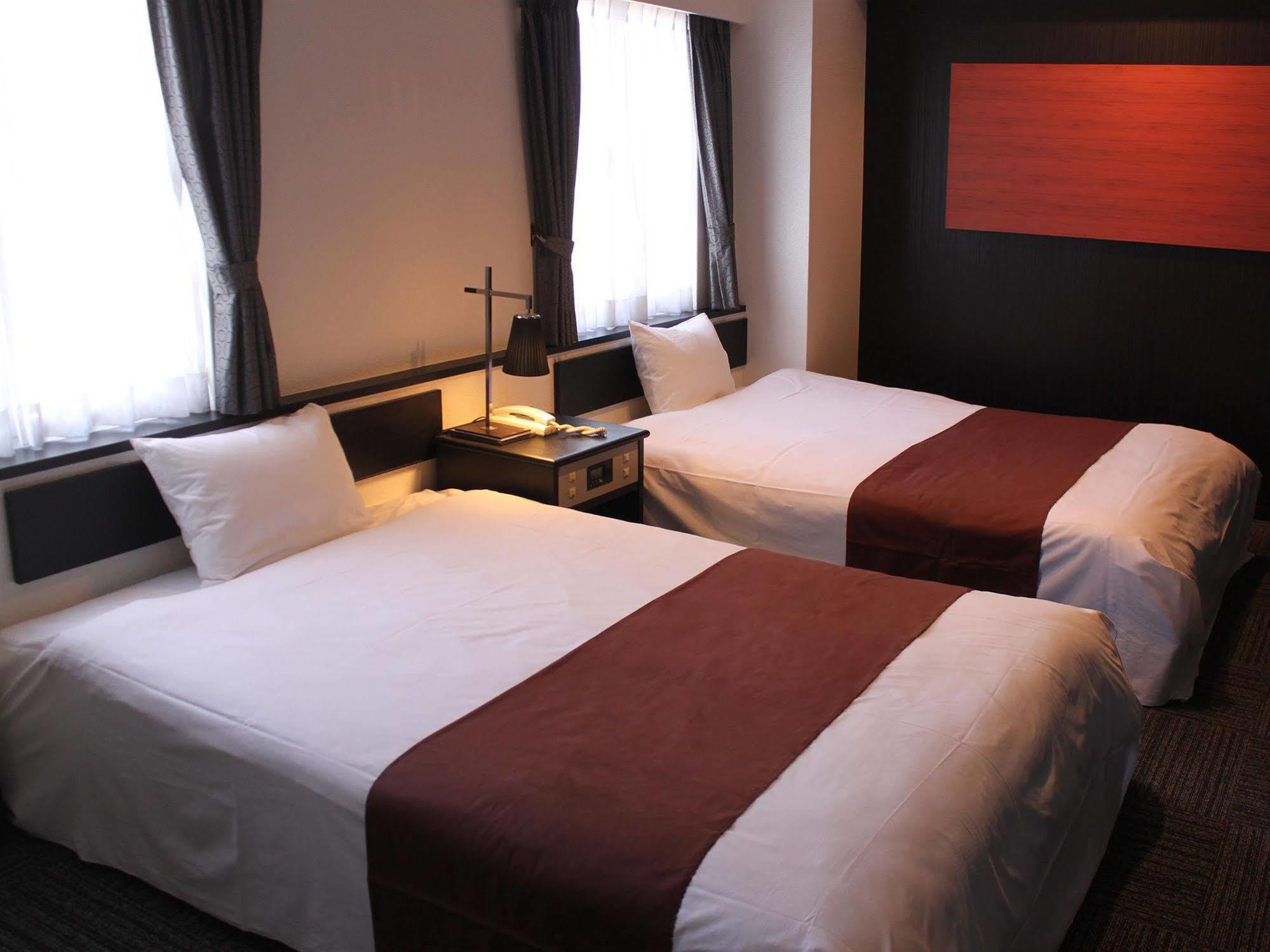Hotel Livemax Budget Iyo Mishima Shikokuchuo Exteriör bild
